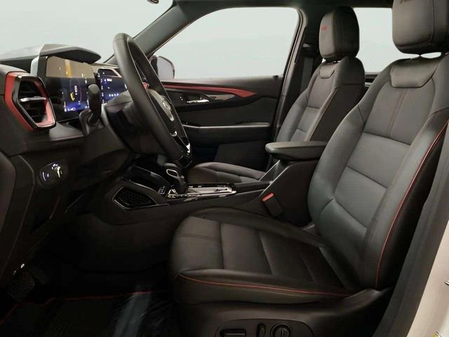 Used 2025 Chevrolet TrailBlazer RS w/ Convenience Package image 55