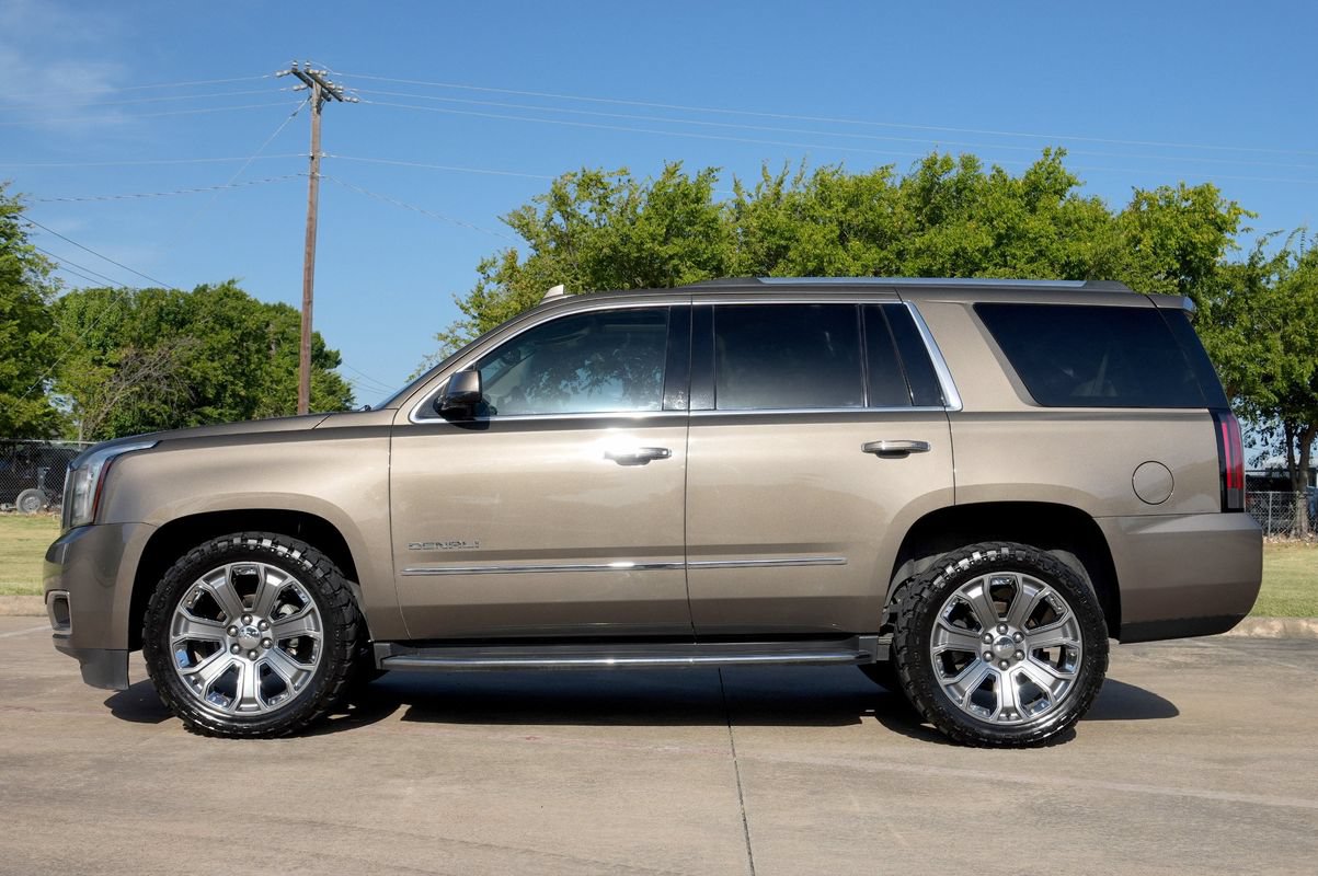 Used 2015 GMC Yukon Denali w/ Open Road Package AWD/4WD image 16