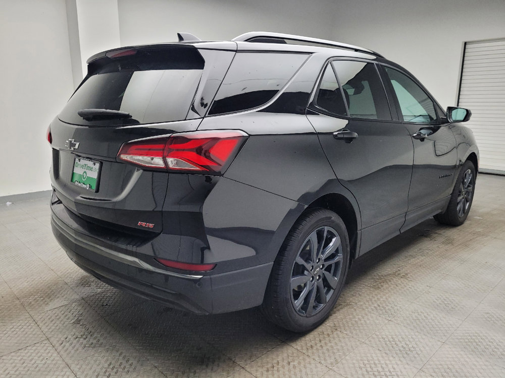 Used 2022 Chevrolet Equinox RS w/ LPO, Floor Liner Package image 9