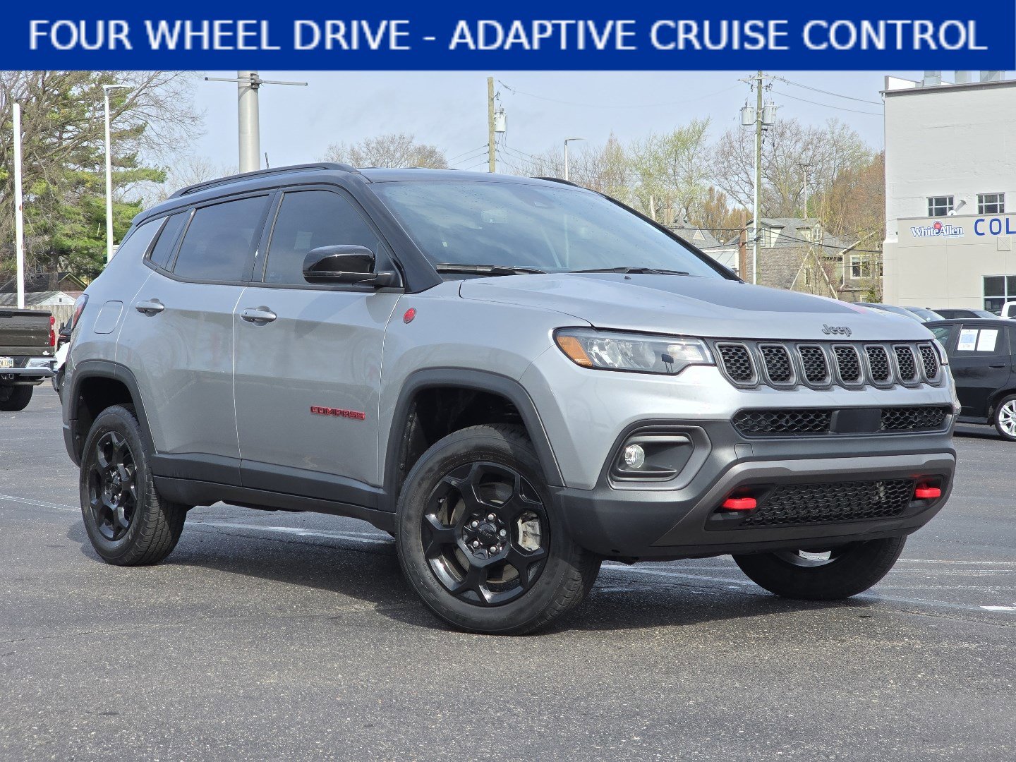 Used 2023 Jeep Compass Trailhawk image 1