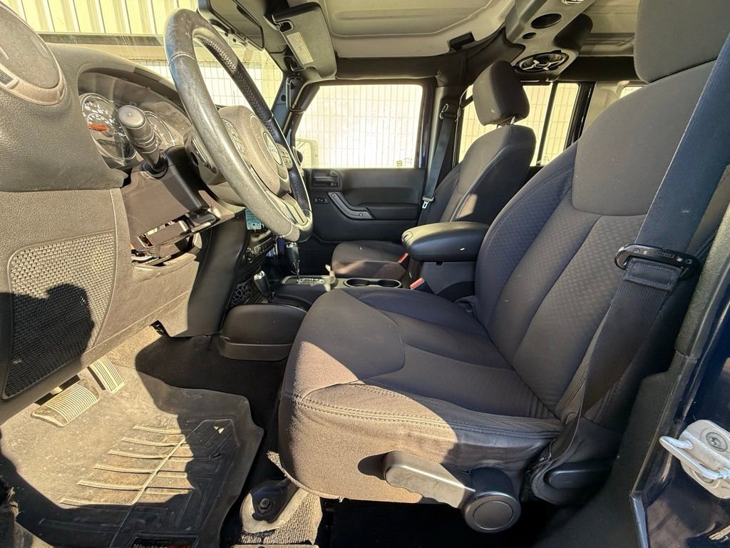Used 2013 Jeep Wrangler Unlimited Sport image 20