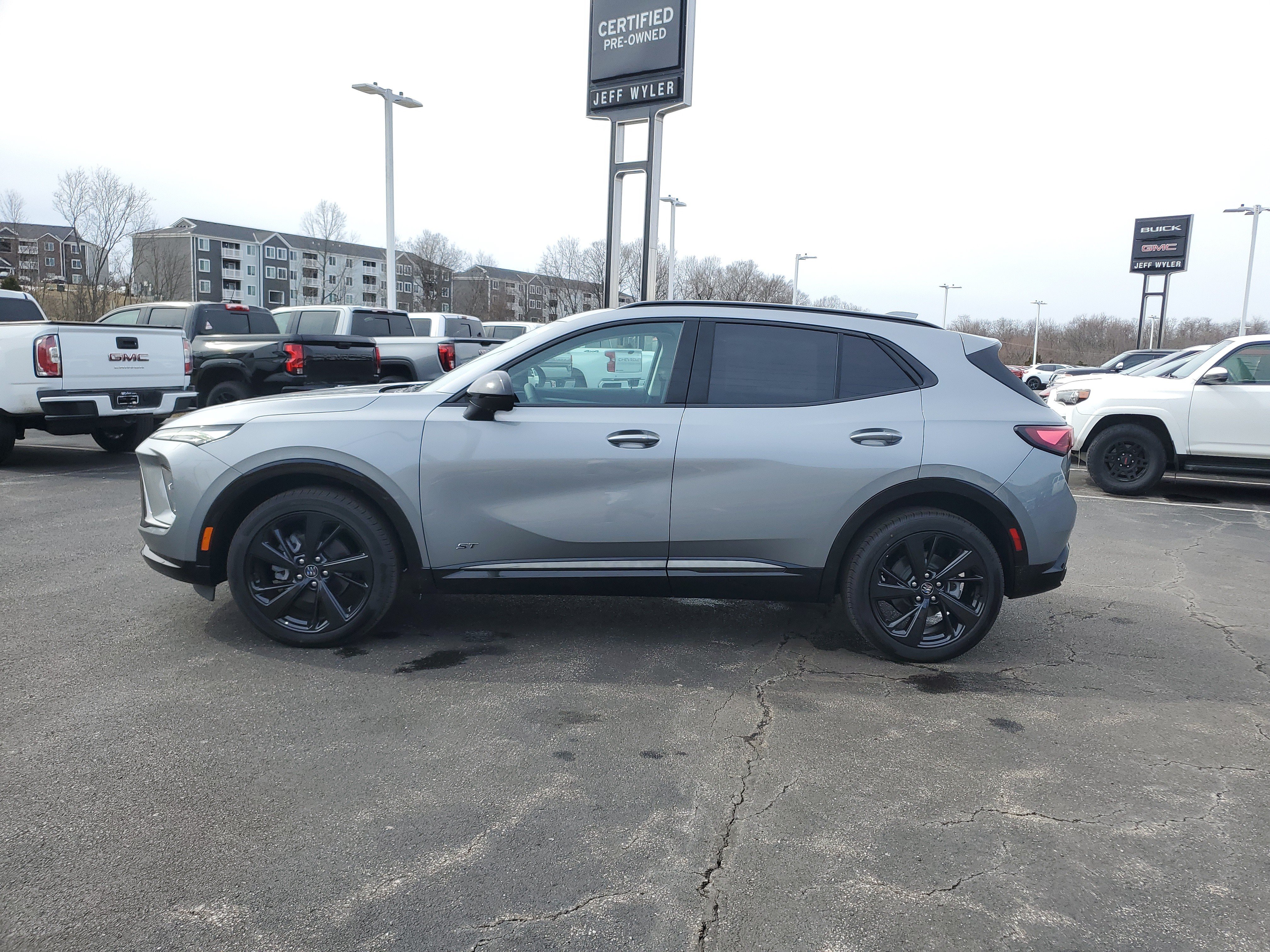 New 2026 Buick Envision Sport Touring AWD/4WD image 8