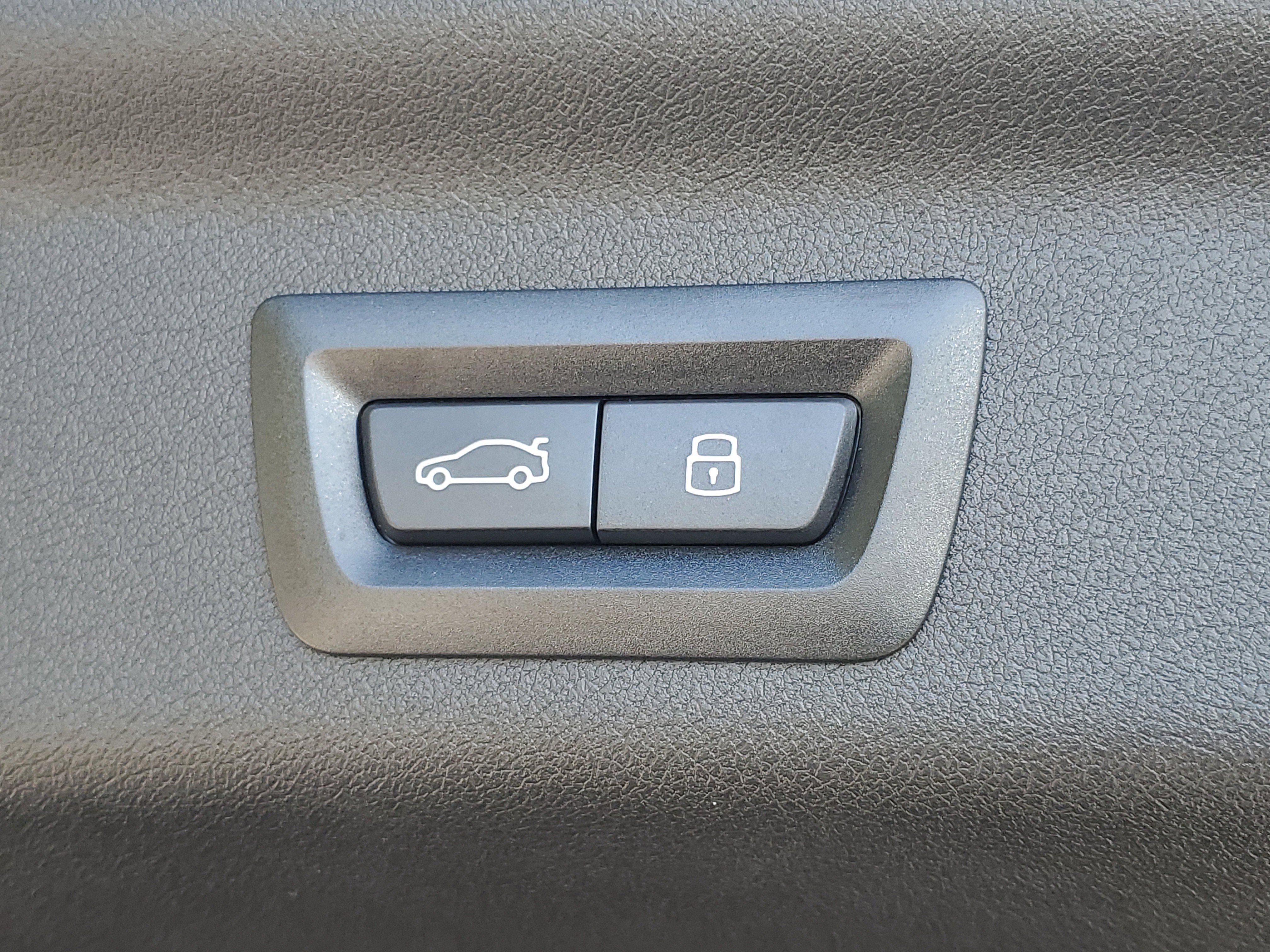 New 2026 BMW X1 xDrive28i w/ Technology Package image 28