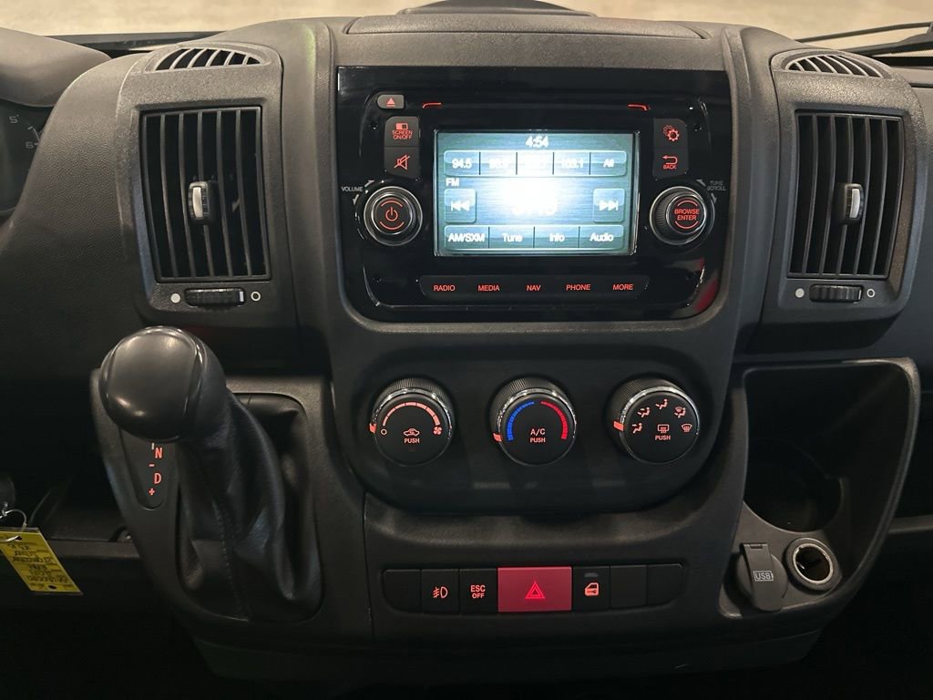 Used 2014 RAM ProMaster 2500 w/ Interior Convenience Group FWD image 17