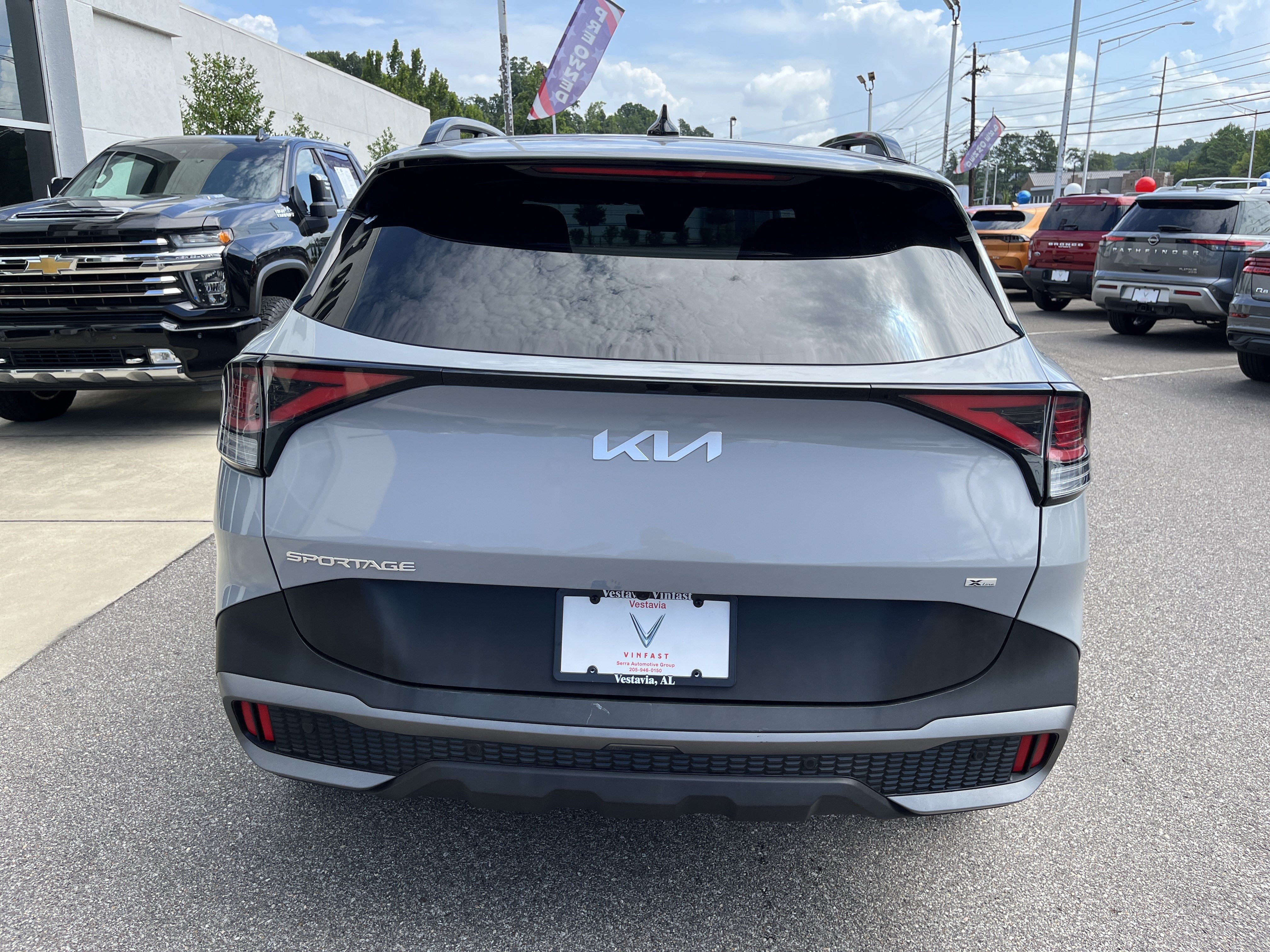Used 2023 Kia Sportage X-Line w/ X-Line Premium Package AWD/4WD image 6