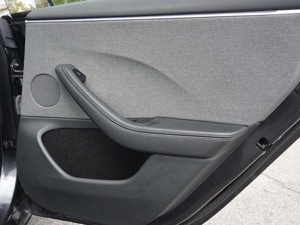 Used 2025 Tesla Model 3 RWD image 17