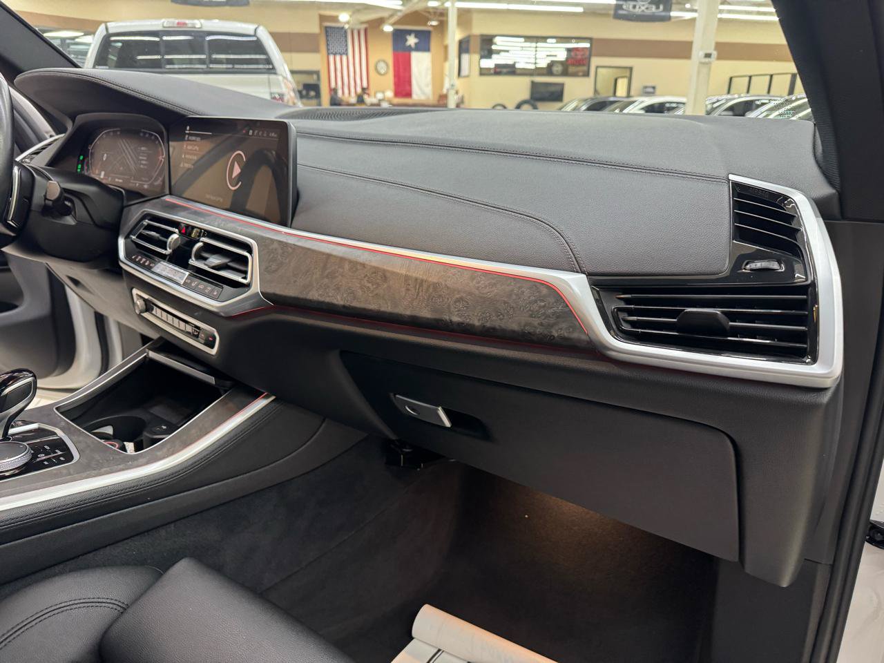 Used 2022 BMW X5 xDrive40i AWD/4WD image 42