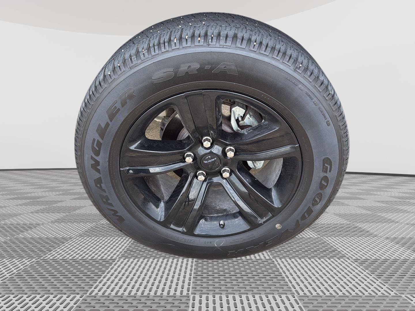 Used 2024 RAM 1500 Classic Warlock image 9