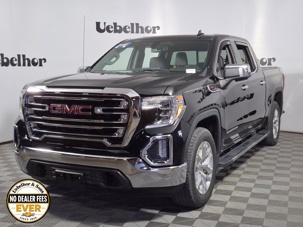 Certified 2022 GMC Sierra 1500 SLT w/ SLT Premium Package AWD/4WD image 4