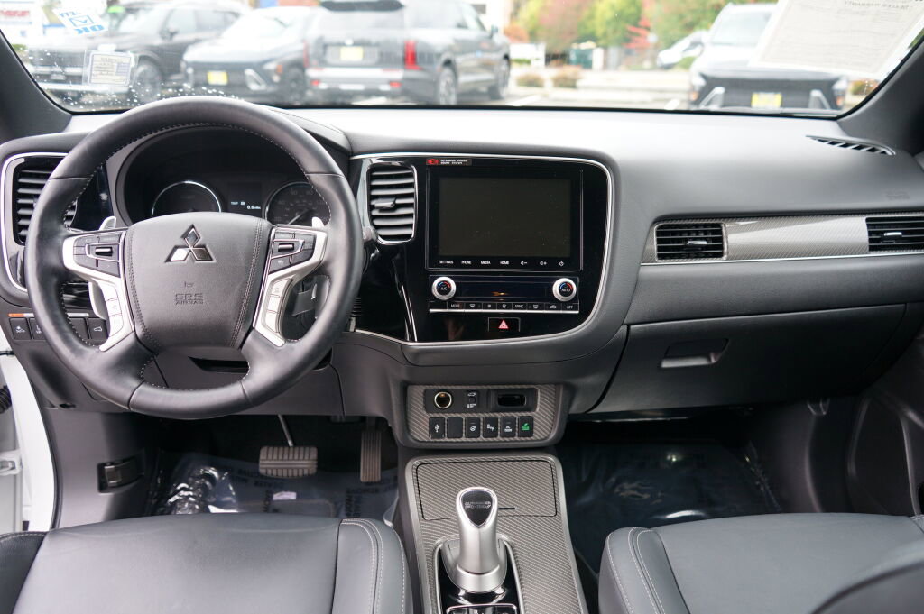 Used 2020 Mitsubishi Outlander GT image 17