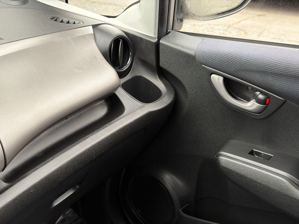 Used 2010 Honda Fit Sport image 29