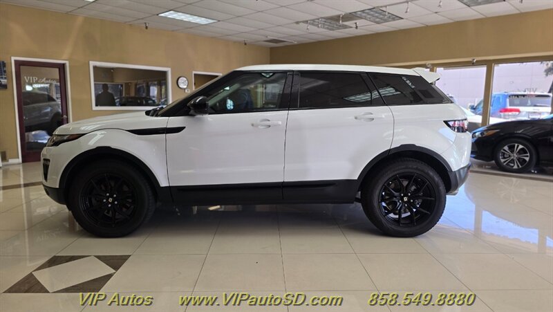 Used 2018 Land Rover Range Rover Evoque SE Premium AWD/4WD image 6