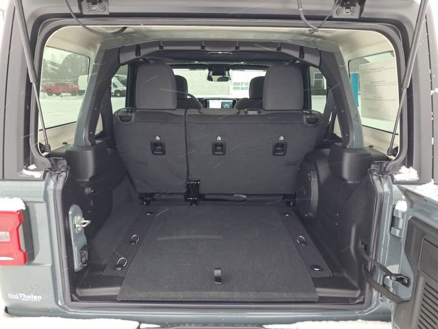 New 2026 Jeep Wrangler Unlimited Rubicon AWD/4WD image 23