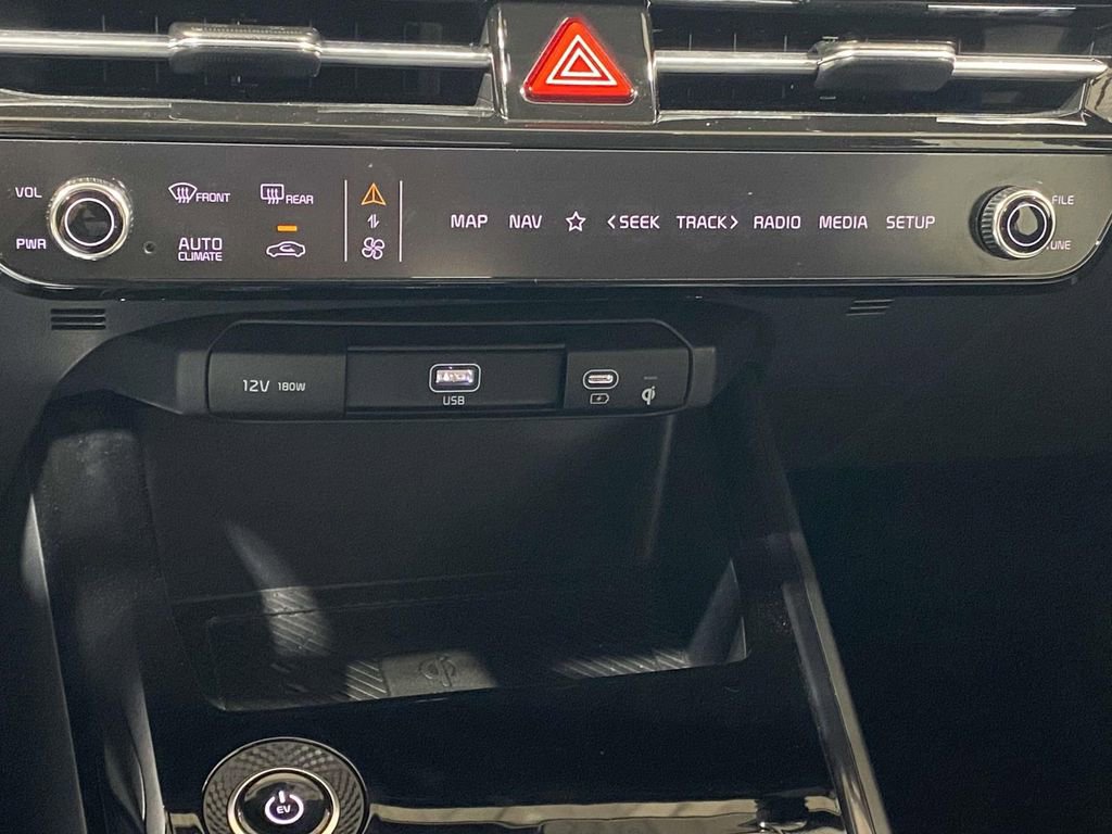Used 2024 Kia Niro Wind image 30