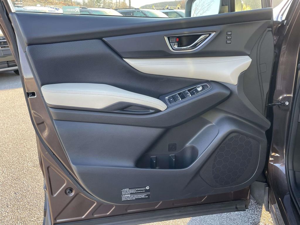 Used 2019 Subaru Ascent Limited image 6
