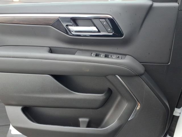 New 2026 Chevrolet Tahoe LS w/ LS Custom Edition AWD/4WD image 13