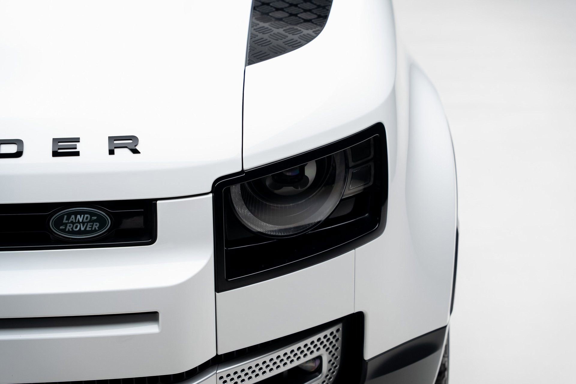 Used 2021 Land Rover Defender 110 S image 10