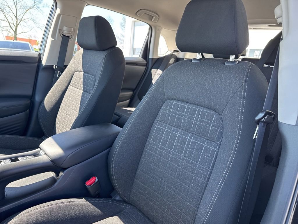 Used 2025 Honda HR-V LX image 26