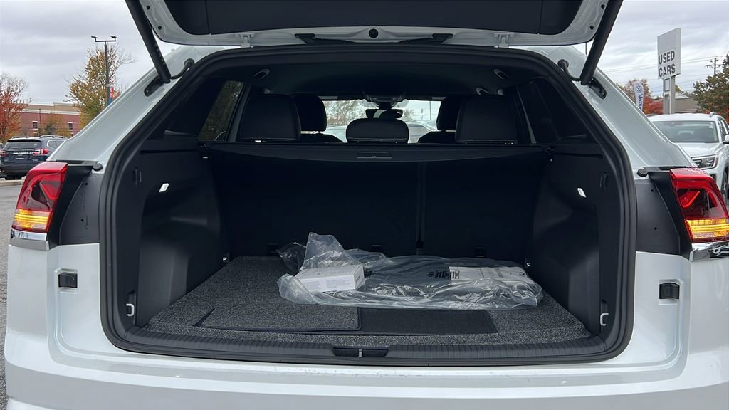 New 2026 Volkswagen Atlas Cross Sport SE AWD/4WD image 15