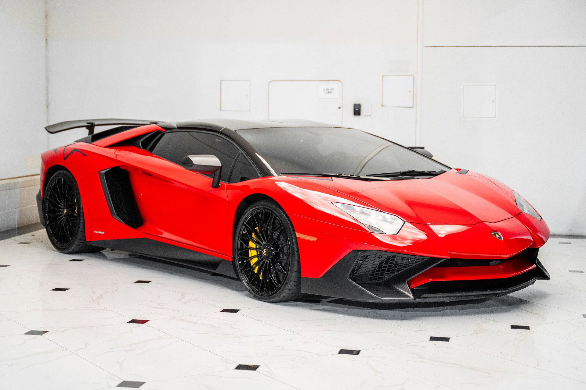 Used 2016 Lamborghini Aventador LP 750-4 Superveloce image 37