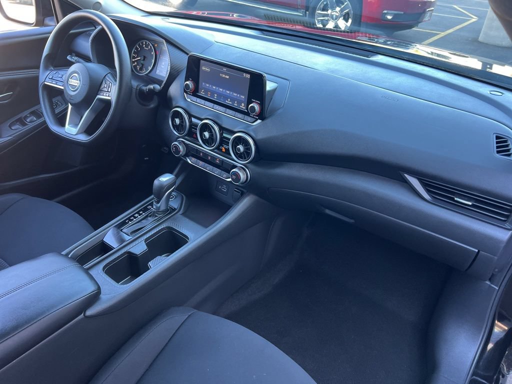 Certified 2023 Nissan Sentra S FWD image 18