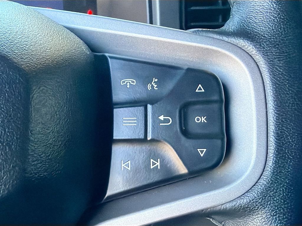 Used 2024 Ford Bronco Badlands image 36