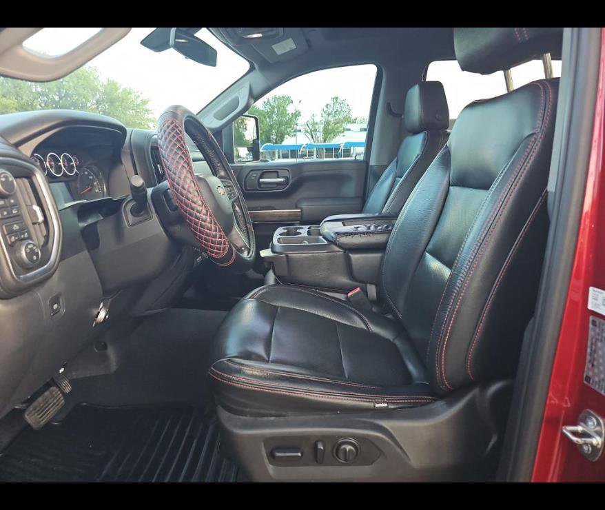 Used 2019 Chevrolet Silverado 1500 LT w/ Texas Edition image 3
