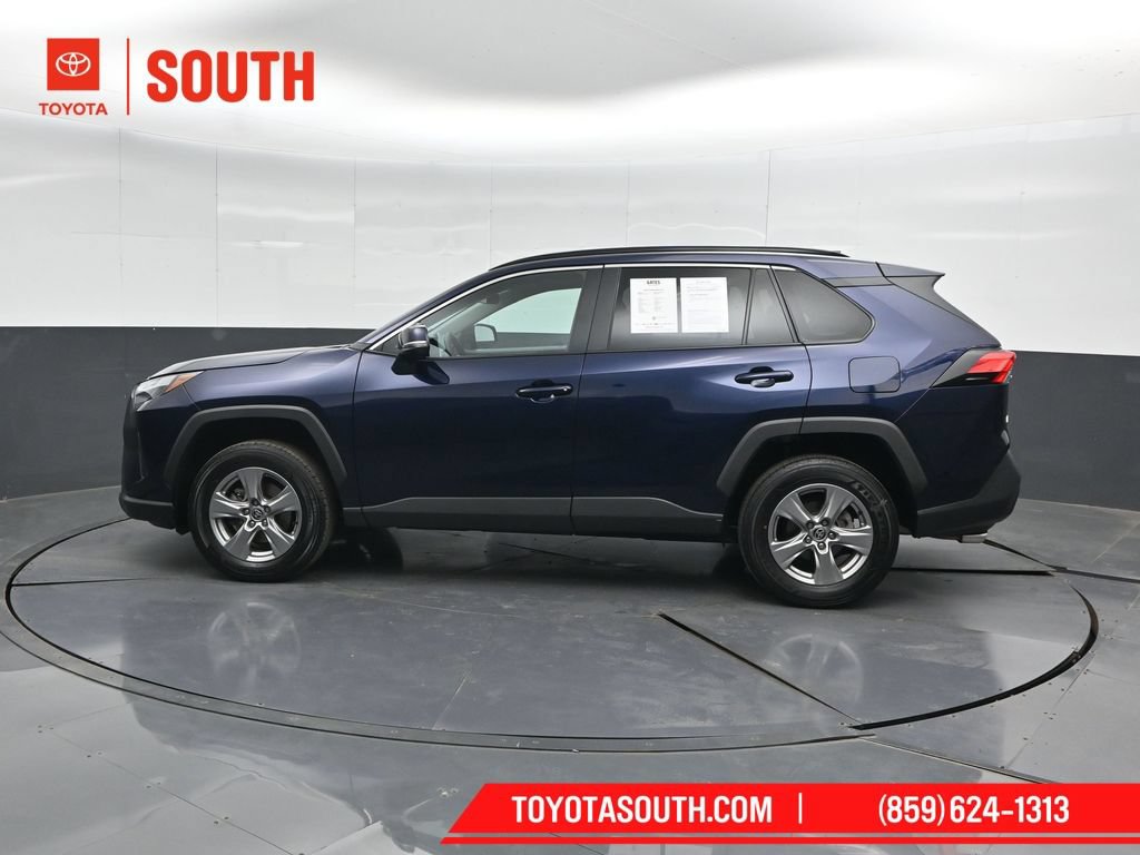 Used 2025 Toyota RAV4 XLE AWD/4WD image 7