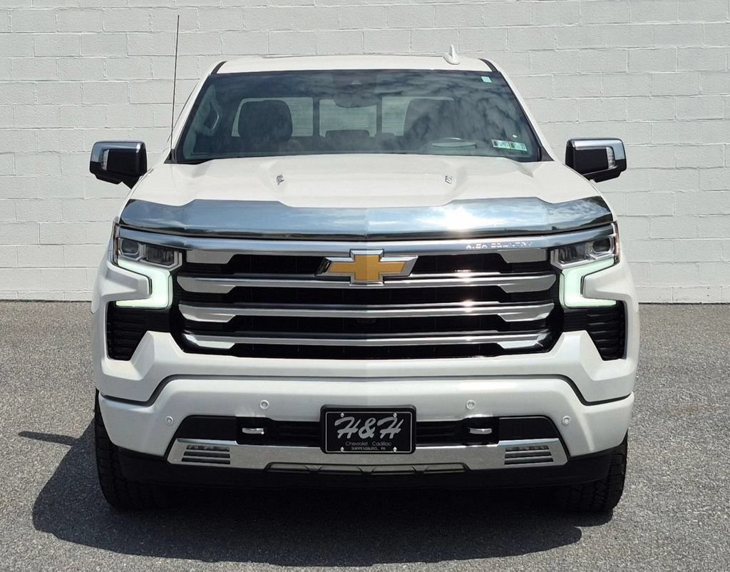 Used 2025 Chevrolet Silverado 1500 High Country w/ Technology Package AWD/4WD image 55