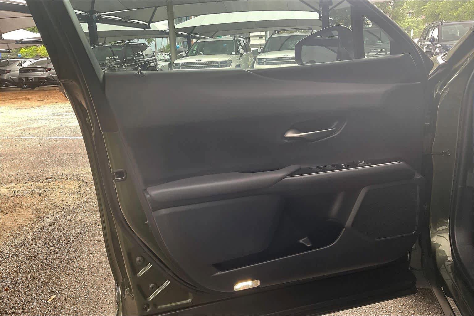 Used 2020 Lexus UX 250h w/ Accessory Package image 22