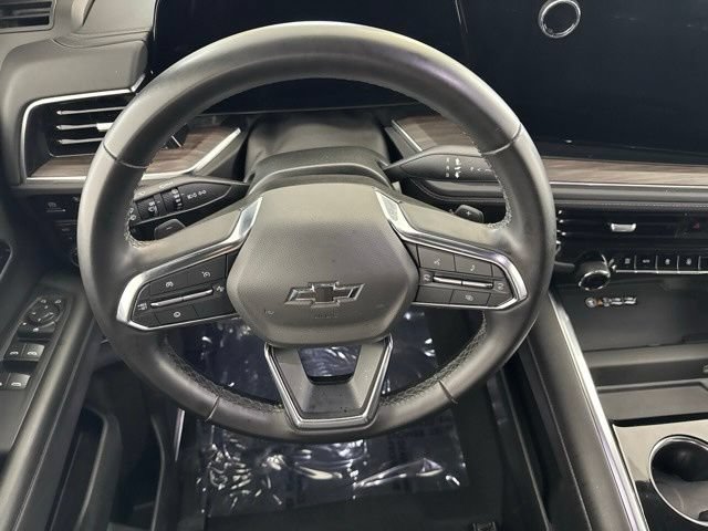 Used 2025 Chevrolet Suburban Z71 AWD/4WD image 27