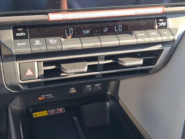 New 2026 Toyota Camry SE w/ Multimedia Upgrade Package FWD image 21