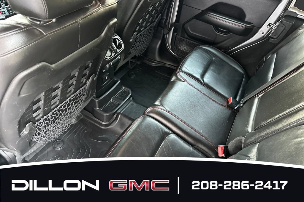 Used 2018 Jeep Wrangler Unlimited Rubicon AWD/4WD image 12