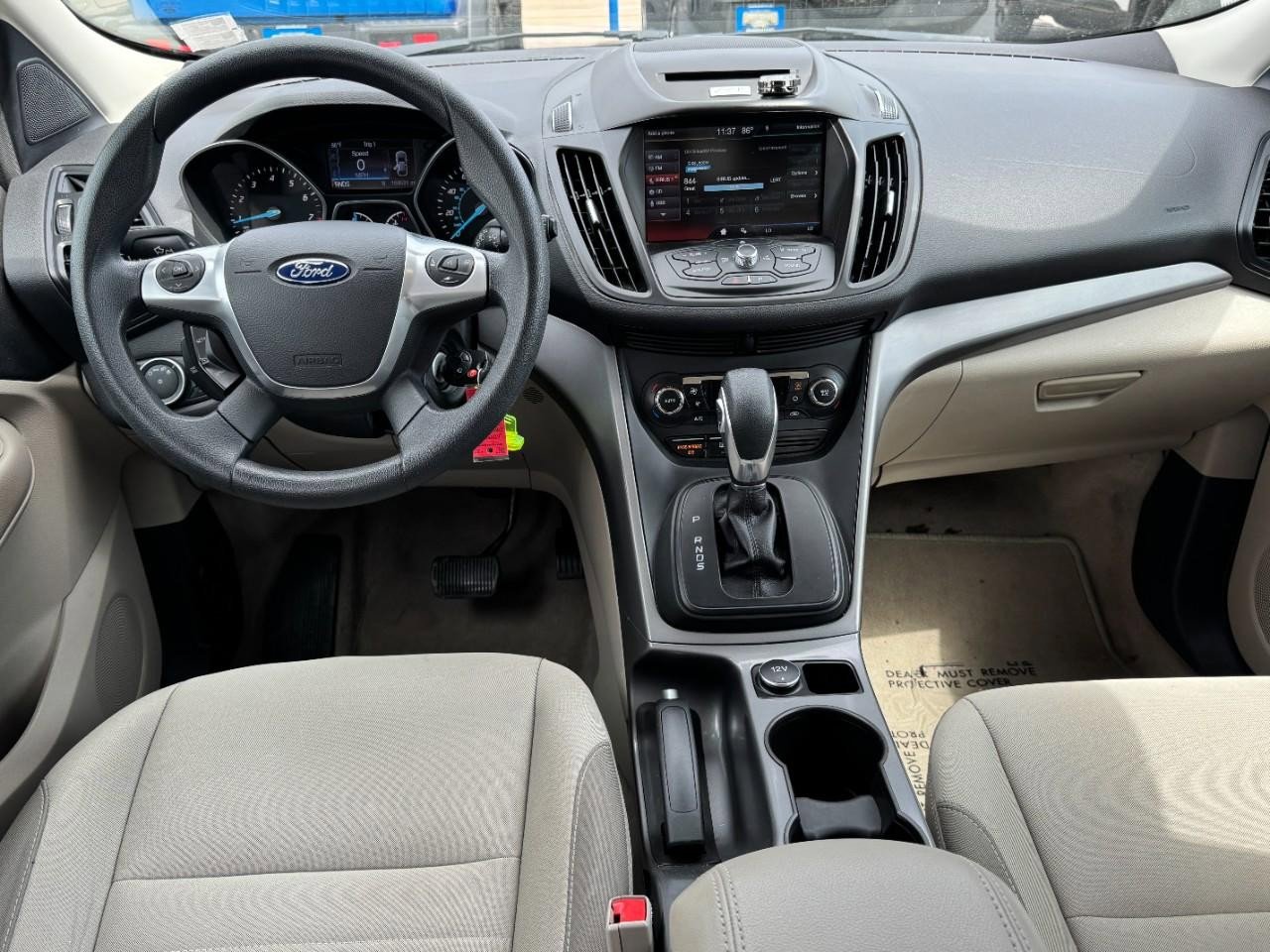 Used 2015 Ford Escape SE w/ Equipment Group 201A image 11