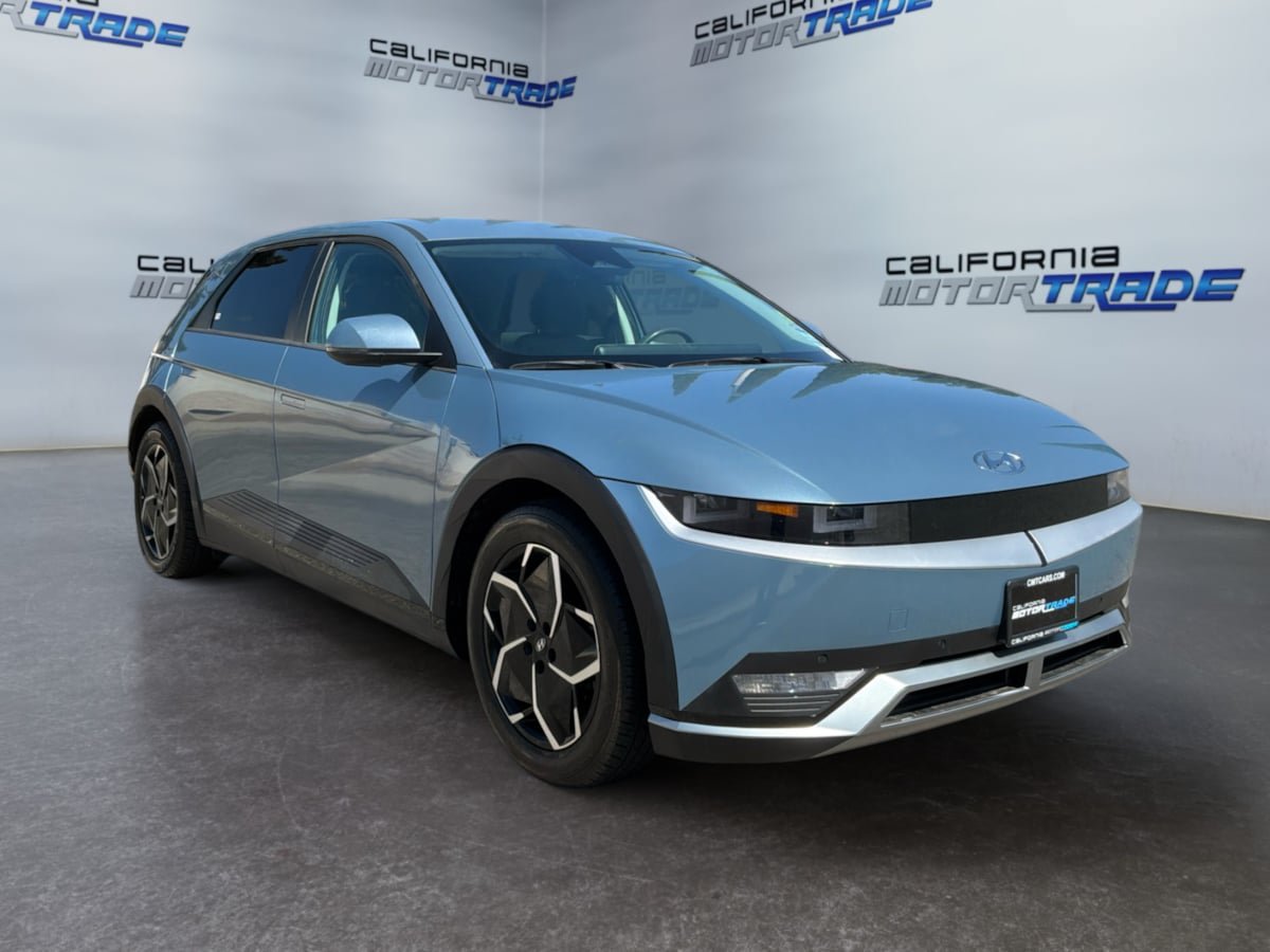 Used 2024 Hyundai Ioniq 5 SEL RWD image 3