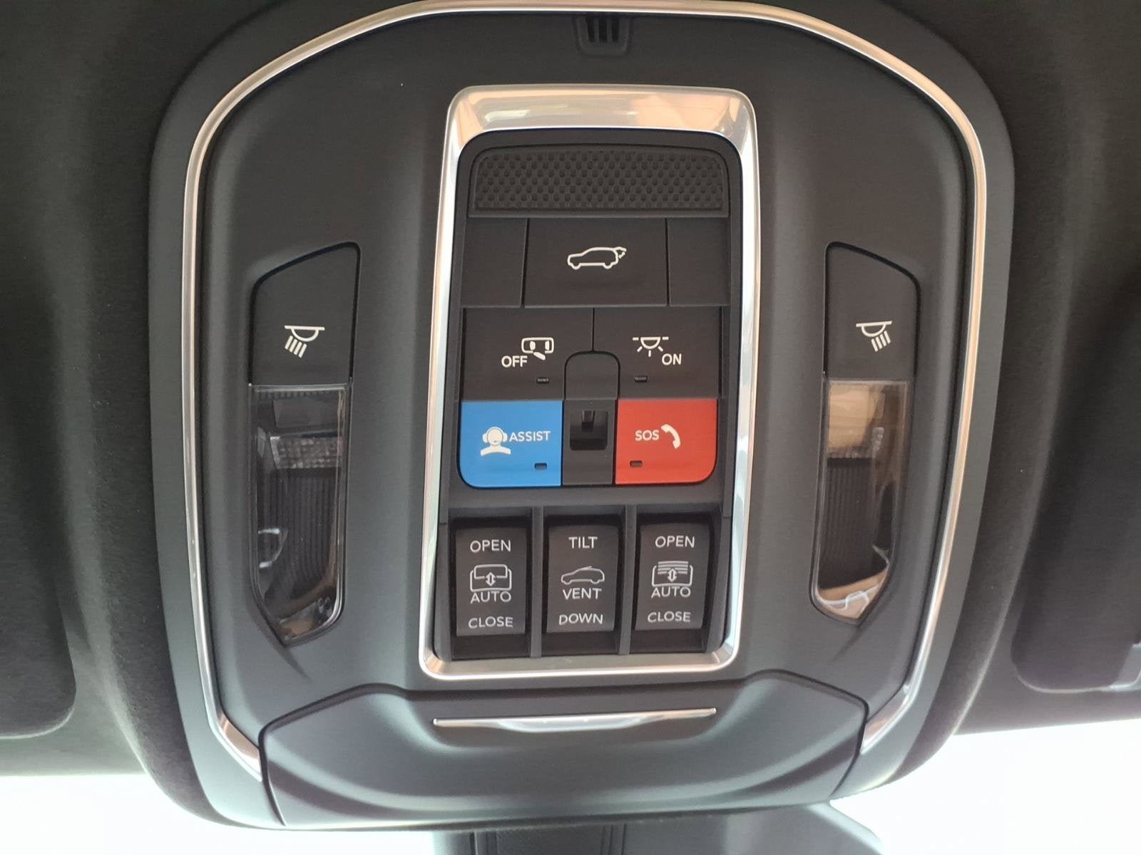 New 2026 Jeep Grand Cherokee Summit AWD/4WD image 8
