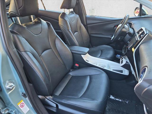 Used 2016 Toyota Prius Four Touring w/ Premium Convenience Package FWD image 20
