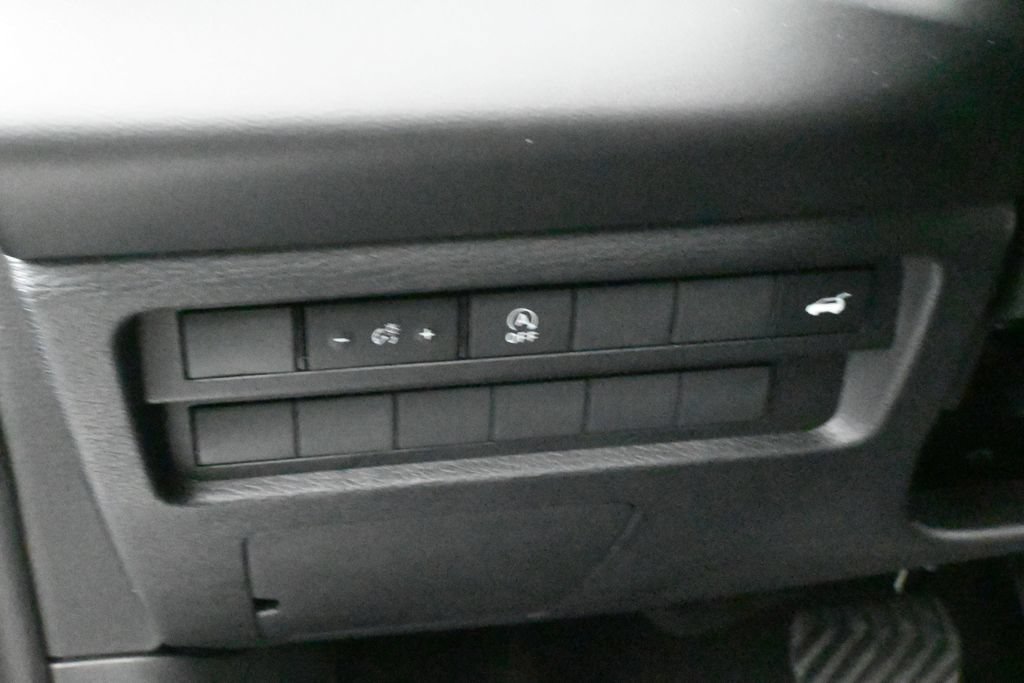 New 2026 Mitsubishi Outlander SE FWD image 16