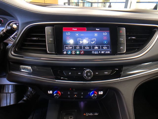 Used 2022 Buick Enclave Essence AWD/4WD image 17