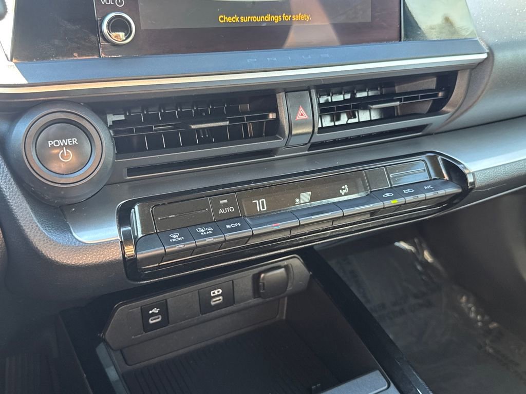 Used 2024 Toyota Prius LE image 22