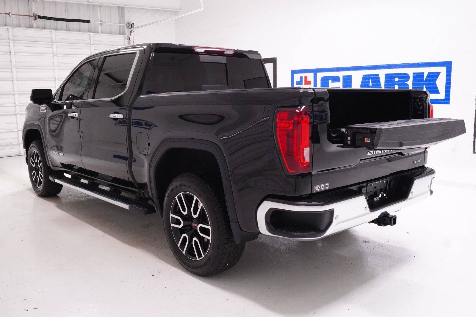 Used 2024 GMC Sierra 1500 SLT RWD image 30