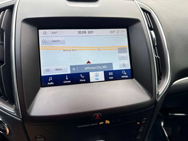 Used 2020 Ford Edge Titanium FWD image 26