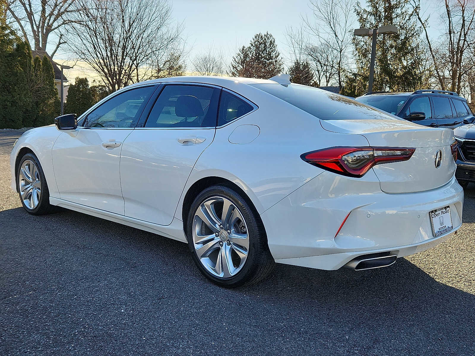 Used 2023 Acura TLX w/ Technology Package image 4