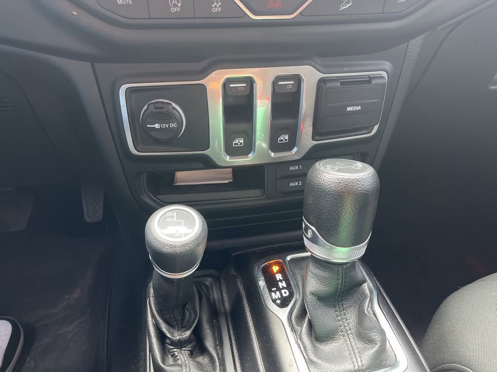 Used 2018 Jeep Wrangler Sport S image 12