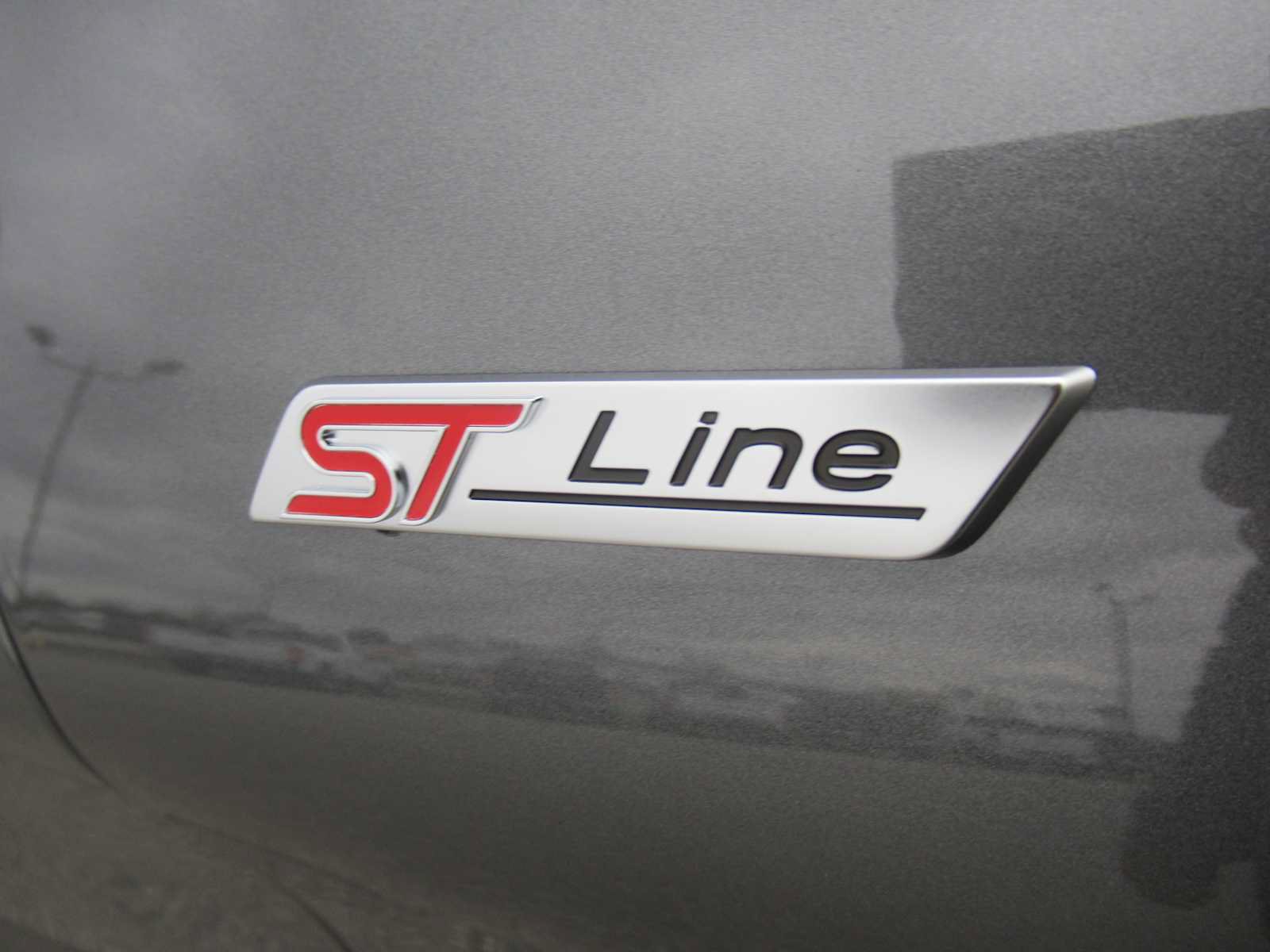 New 2026 Ford Explorer ST-Line w/ ST-Line Street Pack AWD/4WD image 23