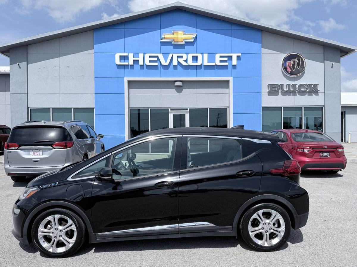 Used 2017 Chevrolet Bolt LT FWD image 4
