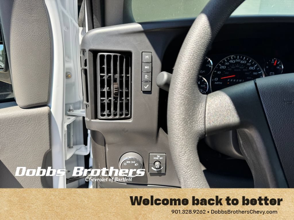 New 2026 Chevrolet Express 3500 Extended w/ Chrome Appearance Package RWD image 16