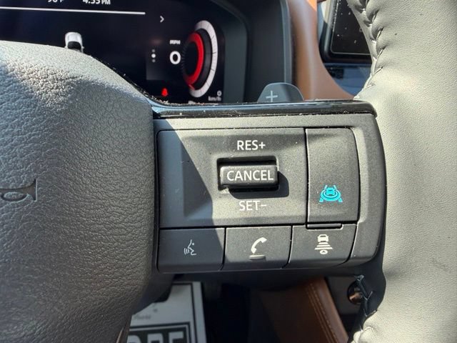 Used 2025 Nissan Rogue Platinum w/ Platinum Premium Package FWD image 20