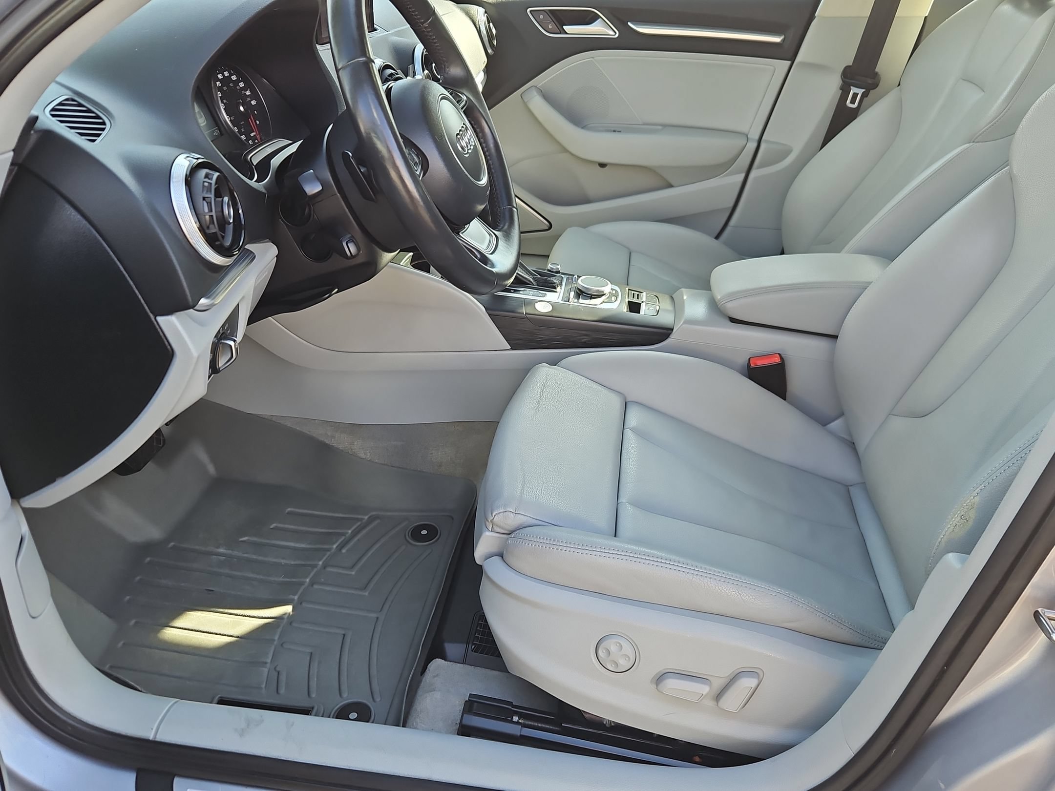Used 2015 Audi A3 TDI Prestige w/ Prestige Package FWD image 13