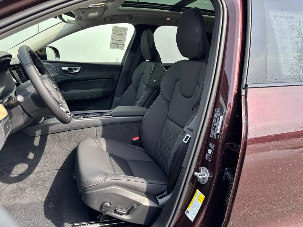 New 2026 Volvo XC60 B5 Plus w/ Protection Package Premier AWD/4WD image 16